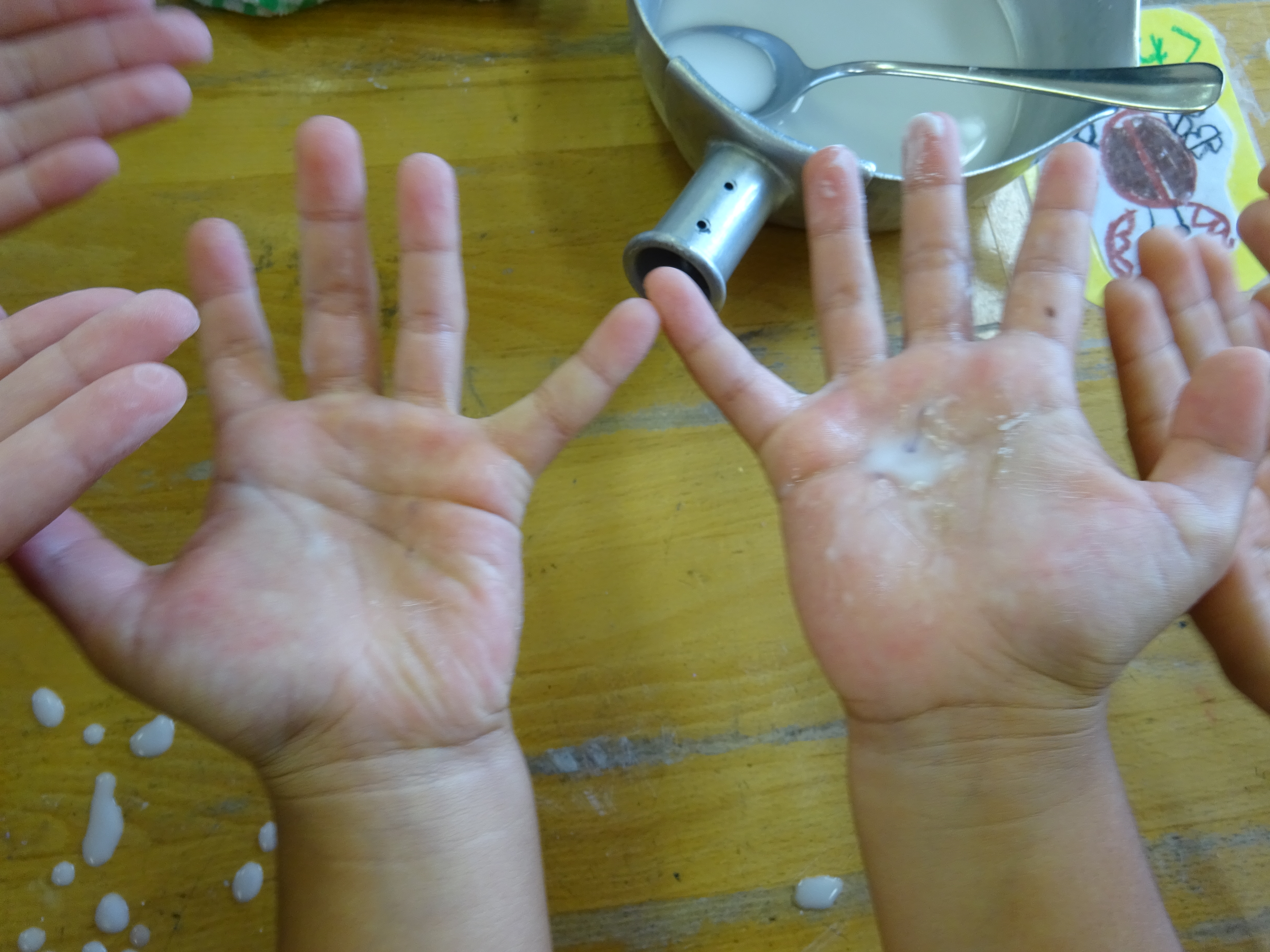食育の日『手洗い実験』