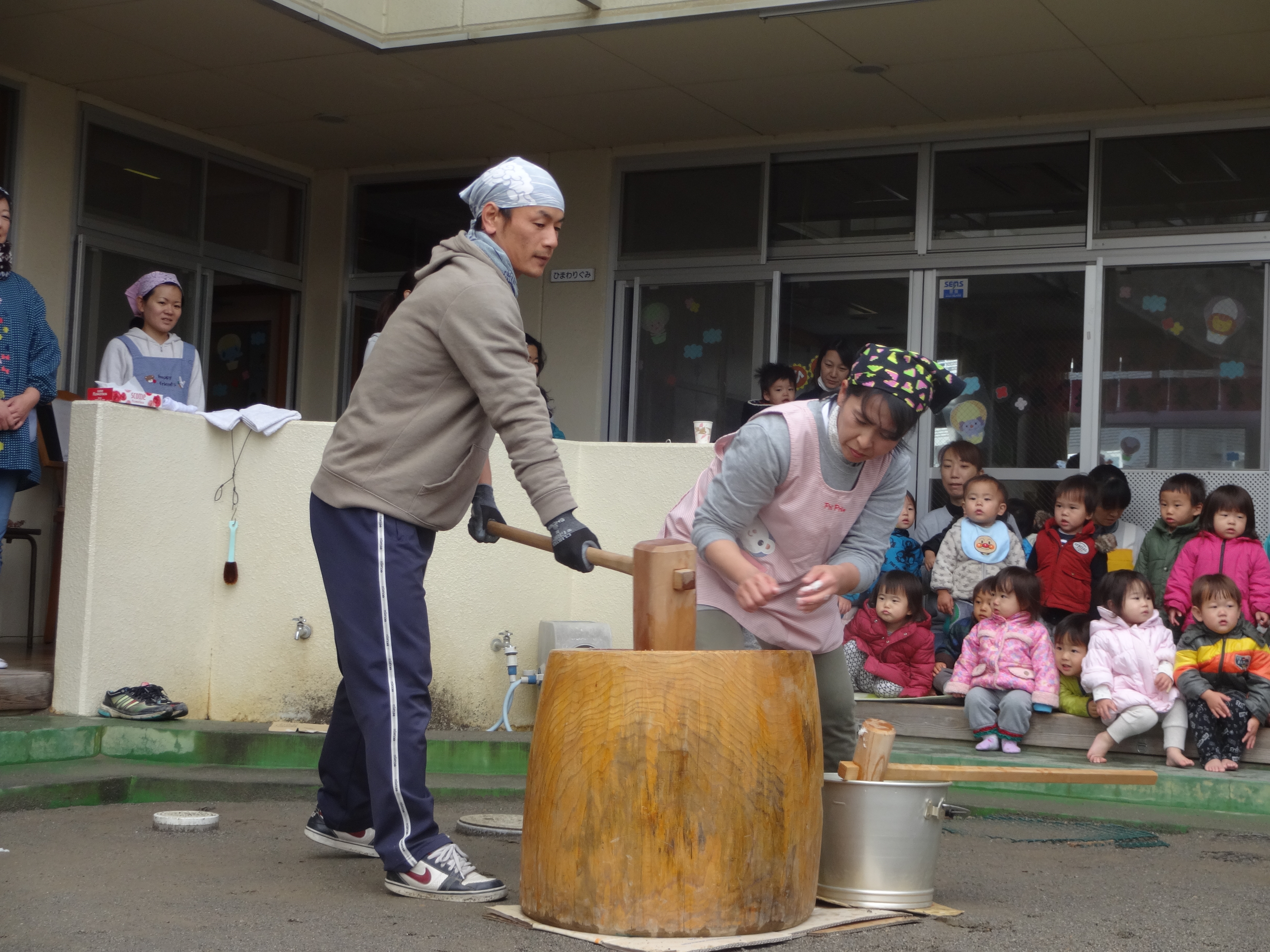 おもちつき